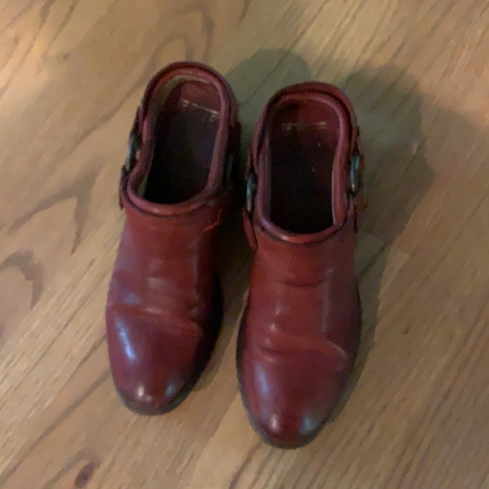 Burnt red Frye shoe boots